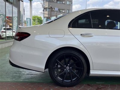 MERCEDES-BENZ E-CLASS - 9