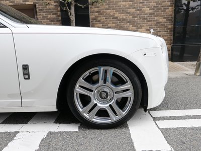 ROLLS-ROYCE GHOST - 7