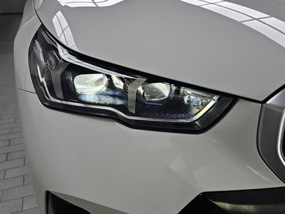 2025 BMW 5 SERIES photo 9