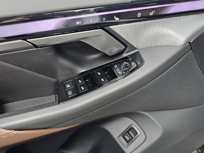 2025 BMW 5 SERIES — миниатюра 28