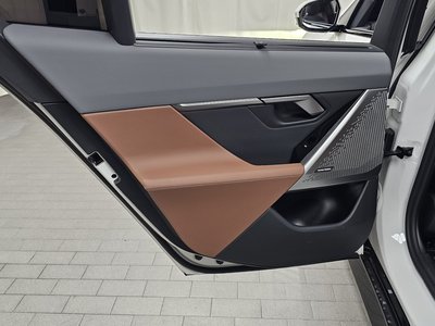 2025 BMW 5 SERIES — миниатюра 15