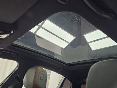 2025 BMW 5 SERIES — миниатюра 22