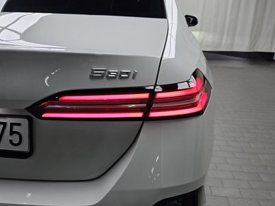 2025 BMW 5 SERIES photo 10