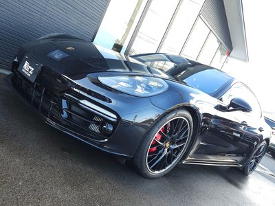 PORSCHE PANAMERA - 5