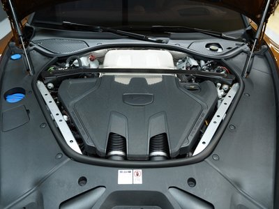 صورة 7 لـ 2024 Porsche PANAMERA