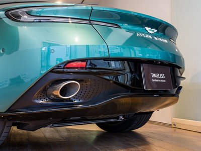 ASTON MARTIN DB12 - 9