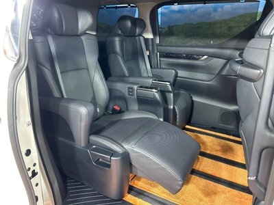 TOYOTA ALPHARD - 10