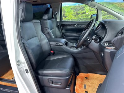 TOYOTA ALPHARD - 9