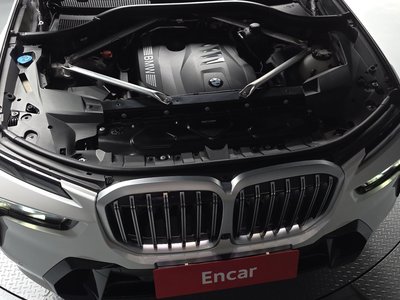BMW X7 - 7