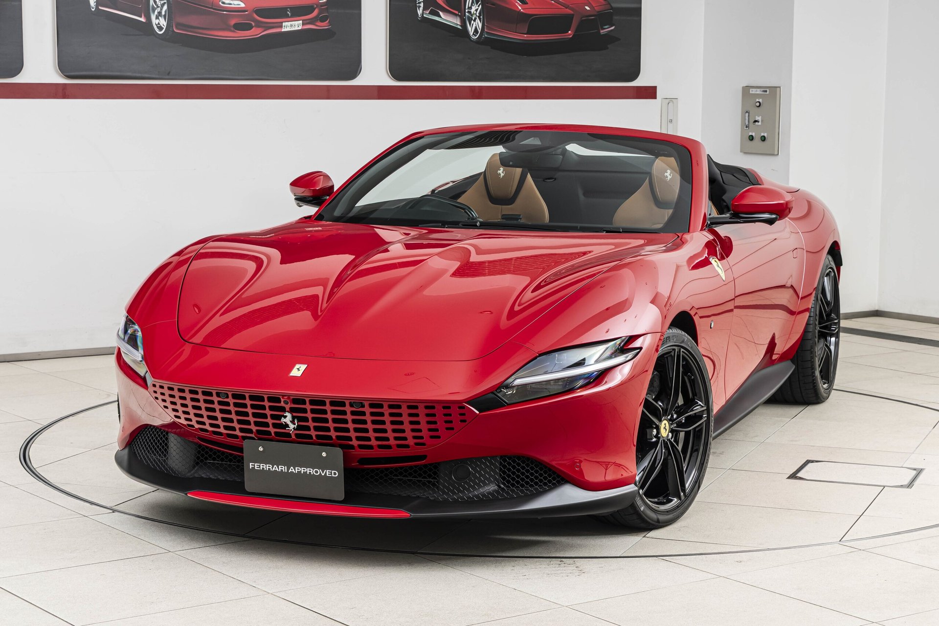 FERRARI ROMA SPIDER - View 1