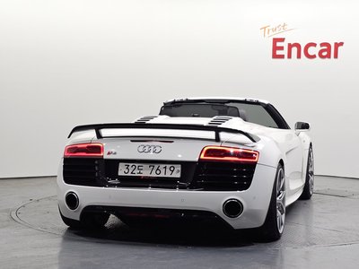 AUDI R8 - 3