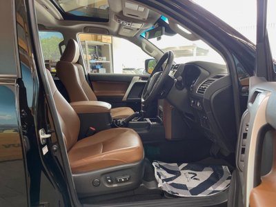 TOYOTA LAND CRUISER PRADO - 7