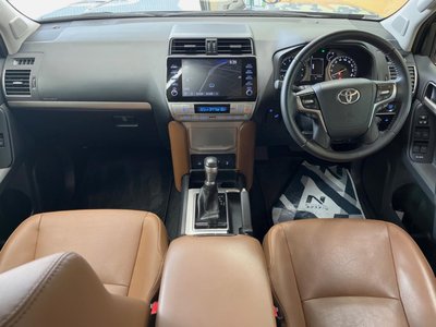 TOYOTA LAND CRUISER PRADO - 2