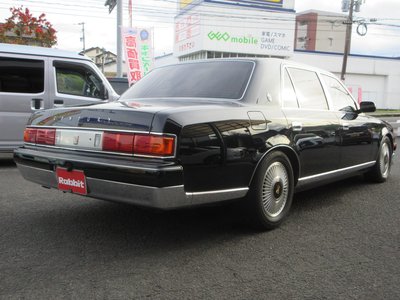 TOYOTA CENTURY - 4