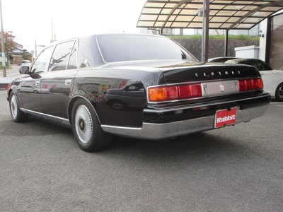 TOYOTA CENTURY - 5