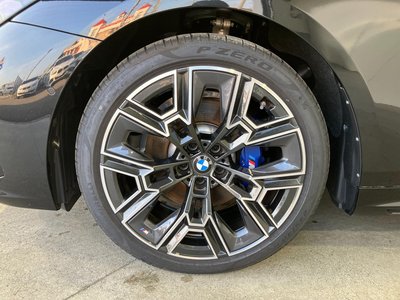 2025 BMW 5 SERIES thumbnail 27