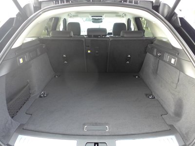 2025 LAND Rover RANGE ROVER VELAR thumbnail 61