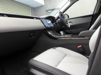 2025 LAND Rover RANGE ROVER VELAR thumbnail 22