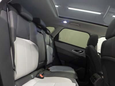 2025 LAND Rover RANGE ROVER VELAR thumbnail 26