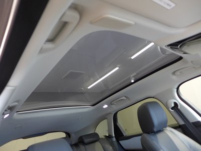 2025 LAND Rover RANGE ROVER VELAR thumbnail 13