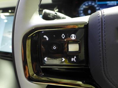 2025 LAND Rover RANGE ROVER VELAR thumbnail 47