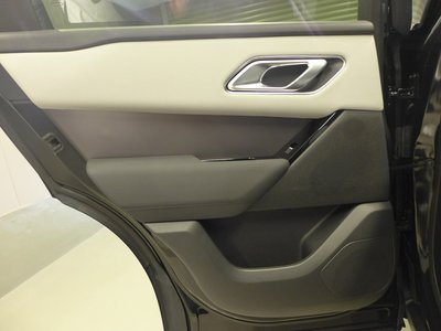 2025 LAND Rover RANGE ROVER VELAR thumbnail 27