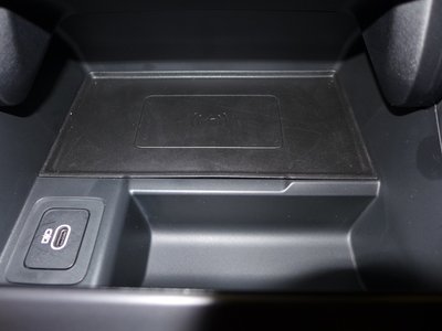 2025 LAND Rover RANGE ROVER VELAR thumbnail 14