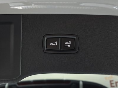 2025 Porsche CAYENNE 缩略图 17
