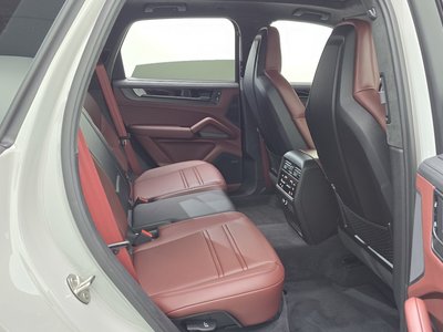 2025 Porsche CAYENNE 缩略图 11