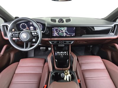 صورة 5 لـ 2025 Porsche CAYENNE