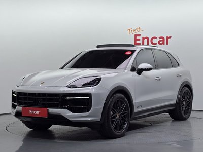 صورة 1 لـ 2025 Porsche CAYENNE