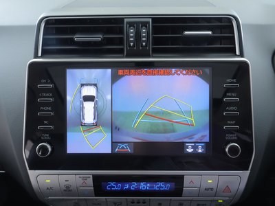 TOYOTA LAND CRUISER PRADO - 10