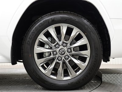 TOYOTA LAND CRUISER 300 - 4