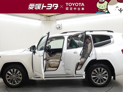 TOYOTA LAND CRUISER 300 - 3