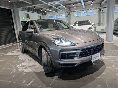 PORSCHE CAYENNE COUPE - 9
