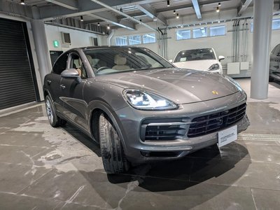 PORSCHE CAYENNE COUPE - 8