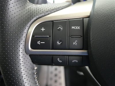 صورة مصغرة 15 لـ 2022 Lexus RX
