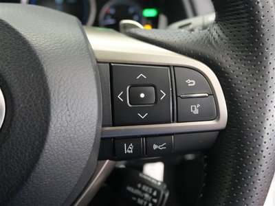 صورة مصغرة 16 لـ 2022 Lexus RX
