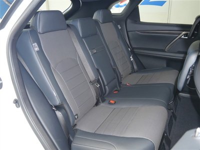 صورة مصغرة 8 لـ 2022 Lexus RX