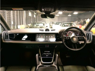 2024 Porsche CAYENNE — миниатюра 14
