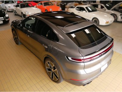 صورة 6 لـ 2024 Porsche CAYENNE
