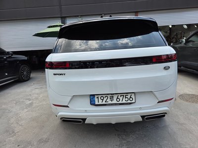 صورة 3 لـ 2023 LAND Rover RANGE ROVER SPORT