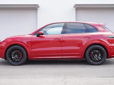 PORSCHE CAYENNE - 7