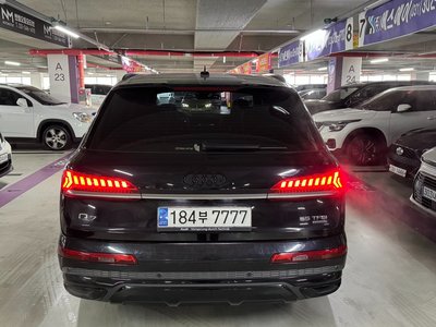 AUDI Q7 - 3