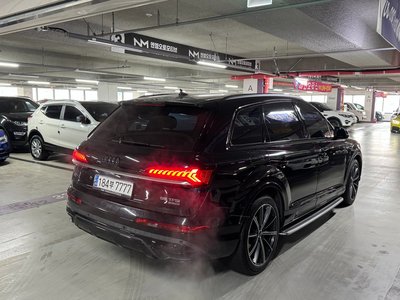AUDI Q7 - 6