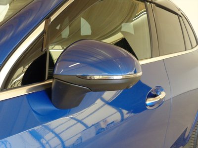 MERCEDES-BENZ GLC - 7