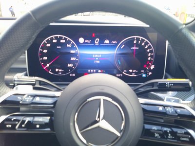 2025 Mercedes-BENZ C-CLASS 缩略图 17