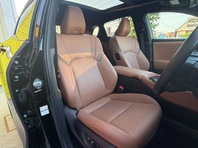 2024 Toyota CROWN SPORT thumbnail 32