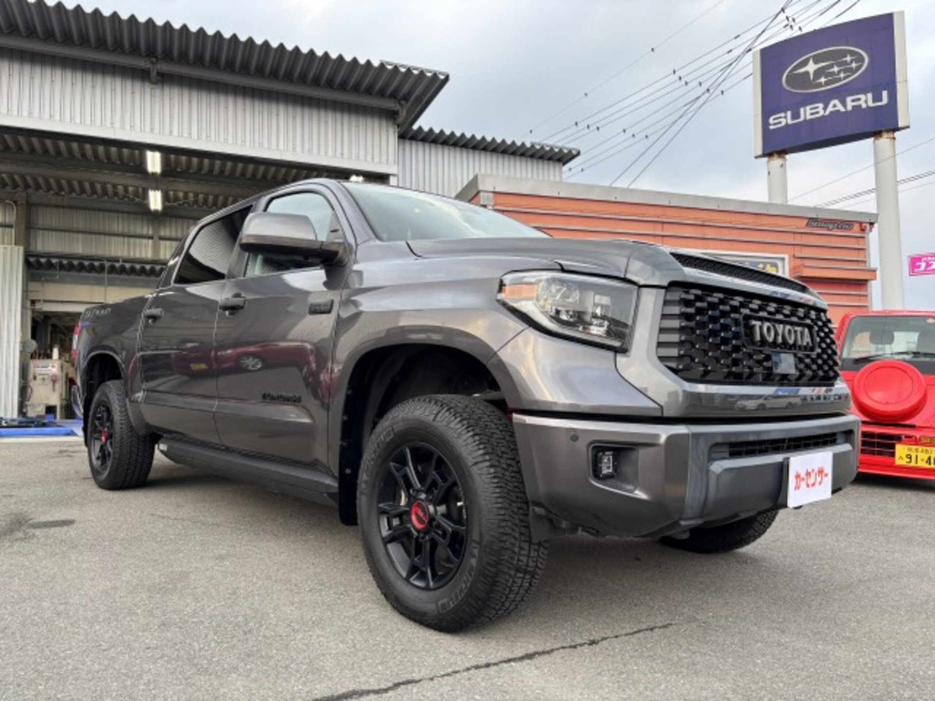 TOYOTA TUNDRA - View 1