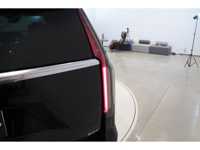 صورة مصغرة 56 لـ 2024 Cadillac ESCALADE